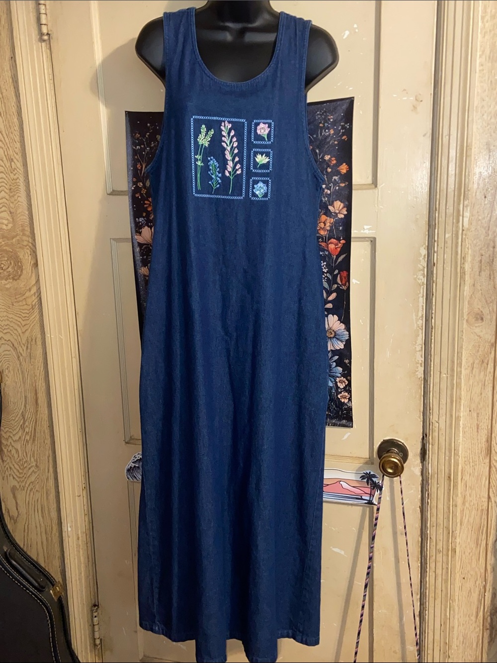 VTG DENIM JUMPER Jean Dress Embroidered Flowers WESTBOUND